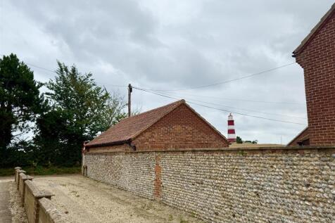 views towards Happisburgh Lighthouse