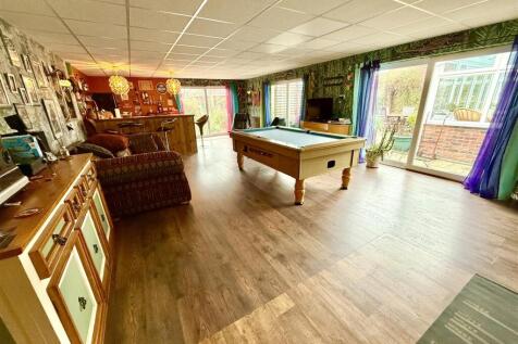 games / family room