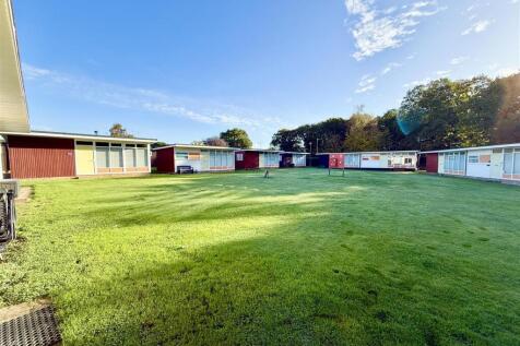 communal open space to front