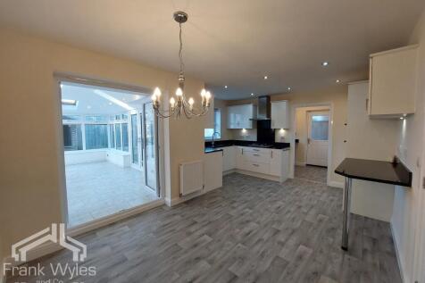 Kitchen New 1