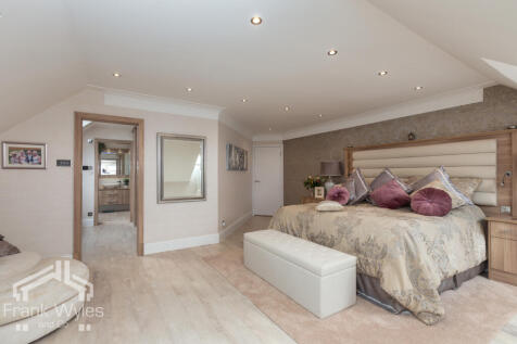 11 HILL CLIFFE-18