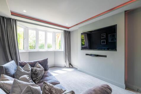 BROOK-FARM-TV-ROOM-3.jpg