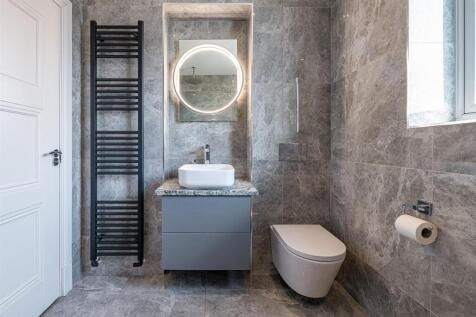 BROOK-FARM-BATHROOM-1C.jpg