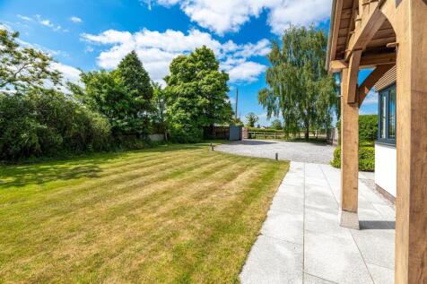 BROOK-FARM-EXTERNAL-2.jpg