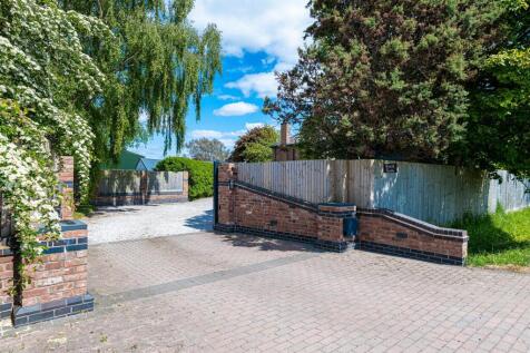 BROOK-FARM-EXTERNAL-7.jpg