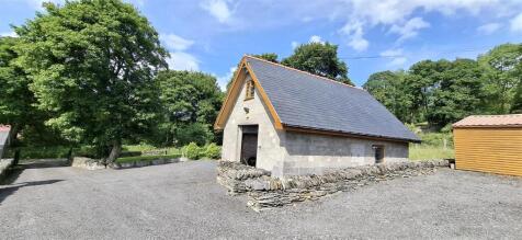 DETACHED GARAGE AND WORKSHOP