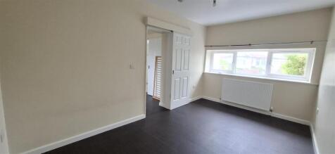 GROUND FLOOR BEDROOM