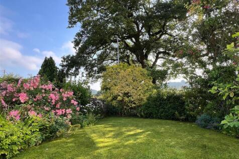 22 - Garden.jpg