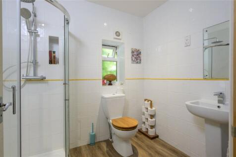 Annexe Shower Room