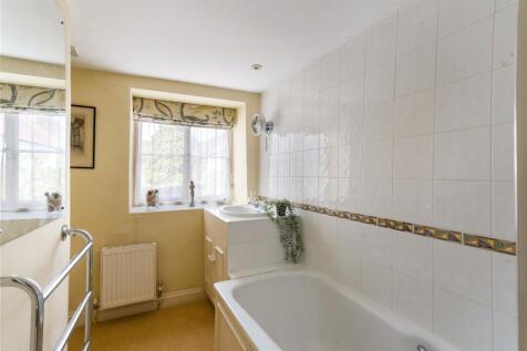 En Suite Bathroom