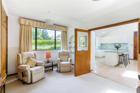 Breakfast Room