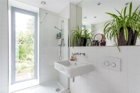 En Suite Shower Room