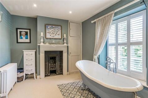 Bedroom One En Suite