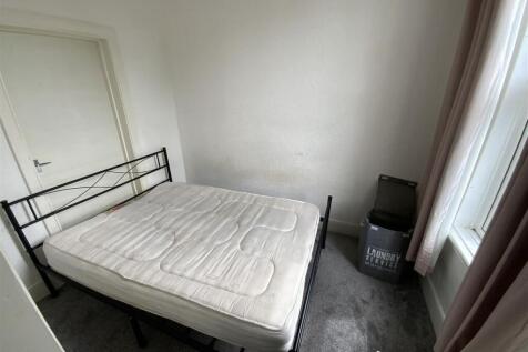 Flat 6