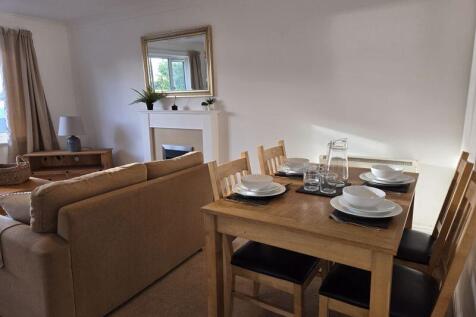 Dining area in lounge 