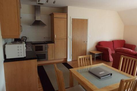 Side view living area