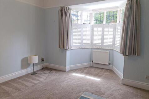 Side view front reception room 