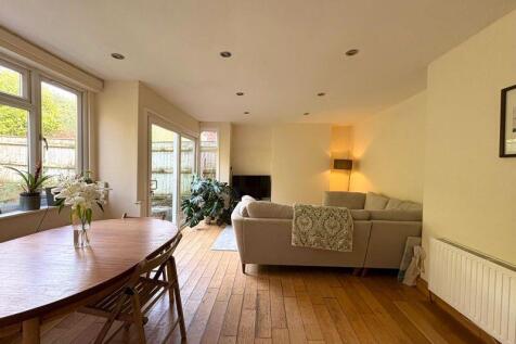 Lounge- view from kitchen 