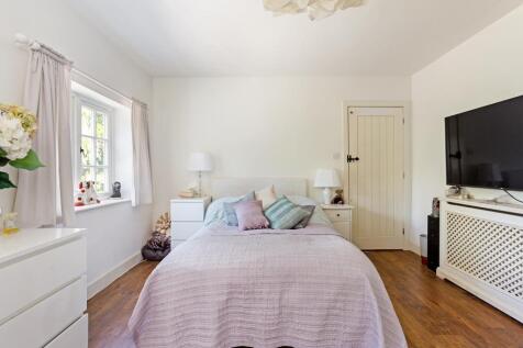 A BEDROOM 1B.jpg