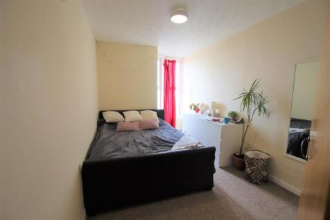 Floor 3 Bedroom.jpg