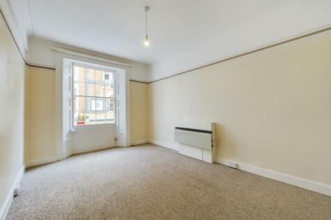 Bedroom 2.jpg