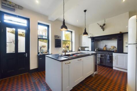 Kitchen 2