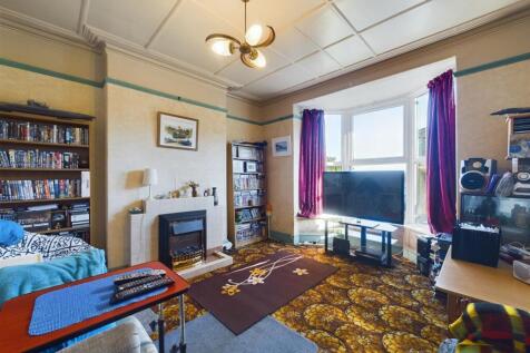 Living Room (1)