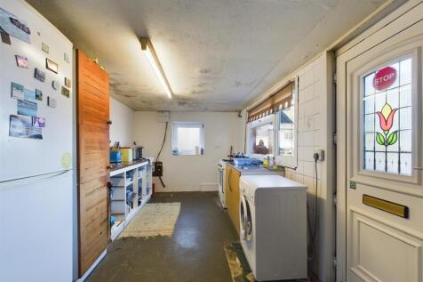 Kitchen (2)