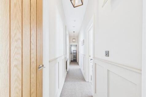 Hallwayy
