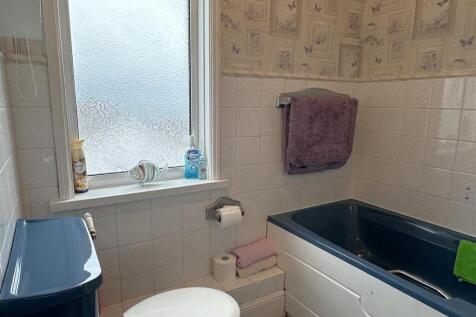 bathroom.jpeg