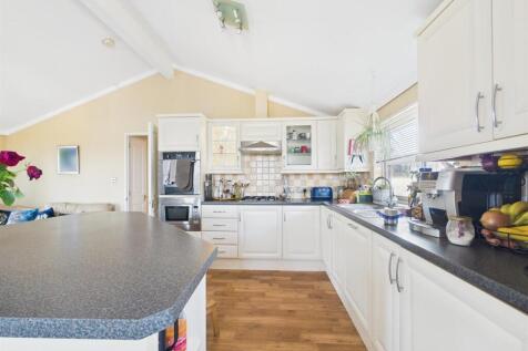 Kitchen (1)