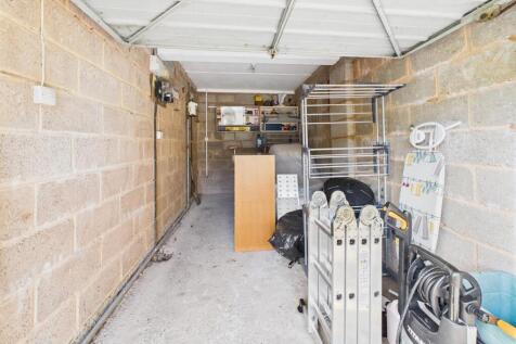 CAM02742G0-PR0011-STILL016.jpg