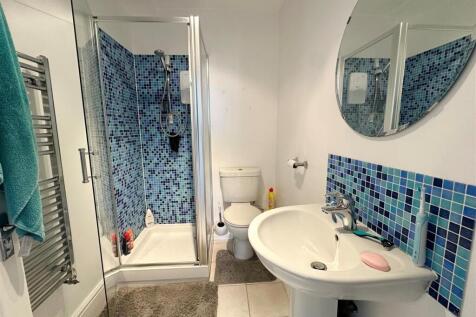 Shower room.jpg