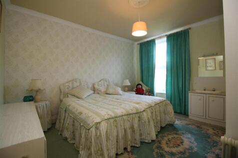 bed4.jpg