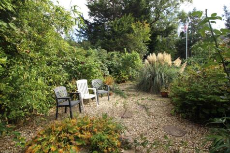 annexe garden.jpg
