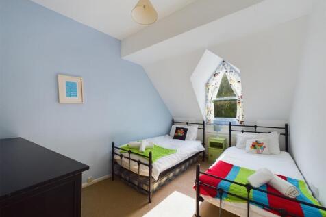 Bedroom.jpg
