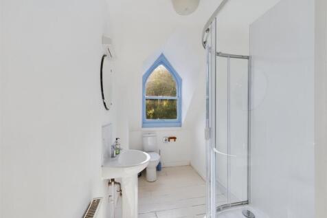 Shower room.jpg