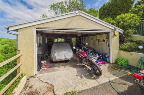 CAM02742G0-PR0015-STILL033.jpg