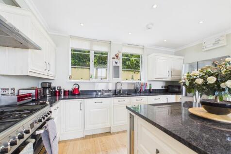Kitchen (1)