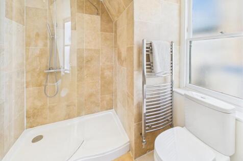 Bedroom Two En-suite