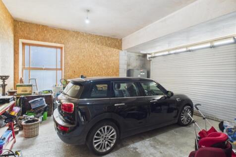 Double Garage