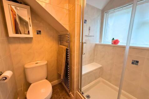 Old Engine Tenement Shower room