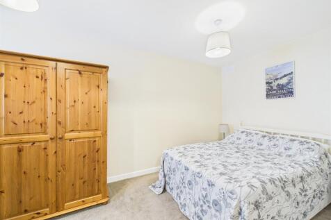 Enginefield Bedroom One
