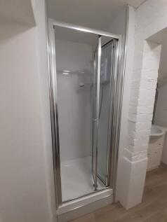 11 arth  shower.jpg