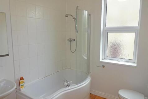 Bath 1.jpg