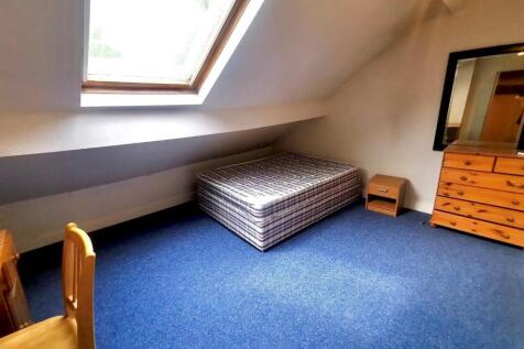 258 Western Bedroom E.jpg