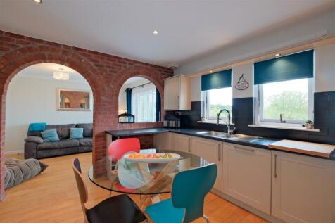 Kitchen/Diner/Family
