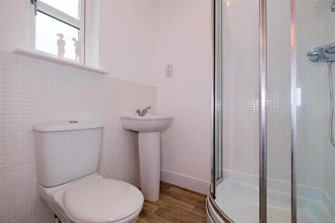 Main Bedroom Ensuite