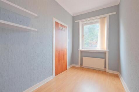 Dining Room/Bed