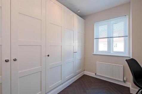 Bedroom 4/Dressing